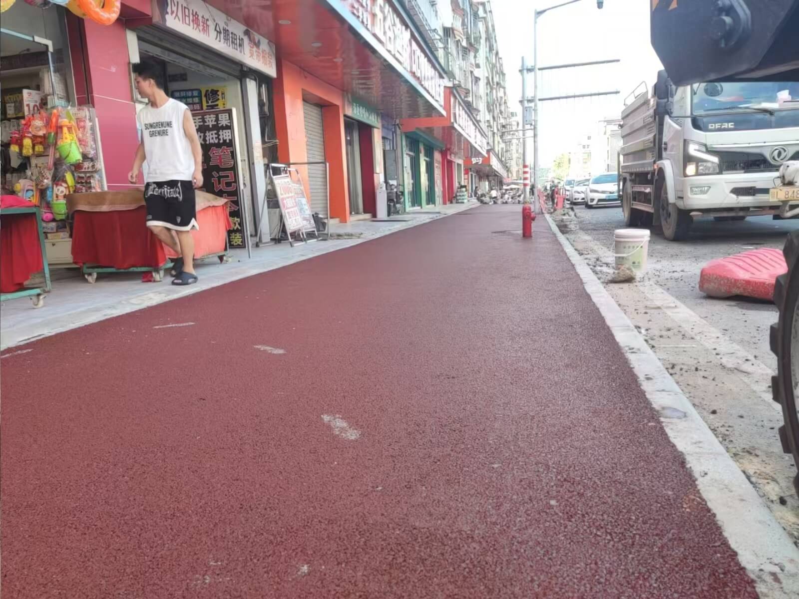 惠州彩色沥青摊铺施工